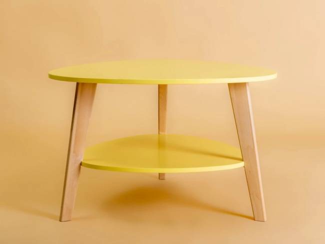 Журнальный стол Kolmio из ЛДСП Журнальный стол Kolmio из ЛДСП