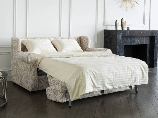 Диван Synergy Grace с механизмом и матрасом в разложенном виде с постелью Диван Synergy Grace с механизмом и матрасом в разложенном виде с постелью